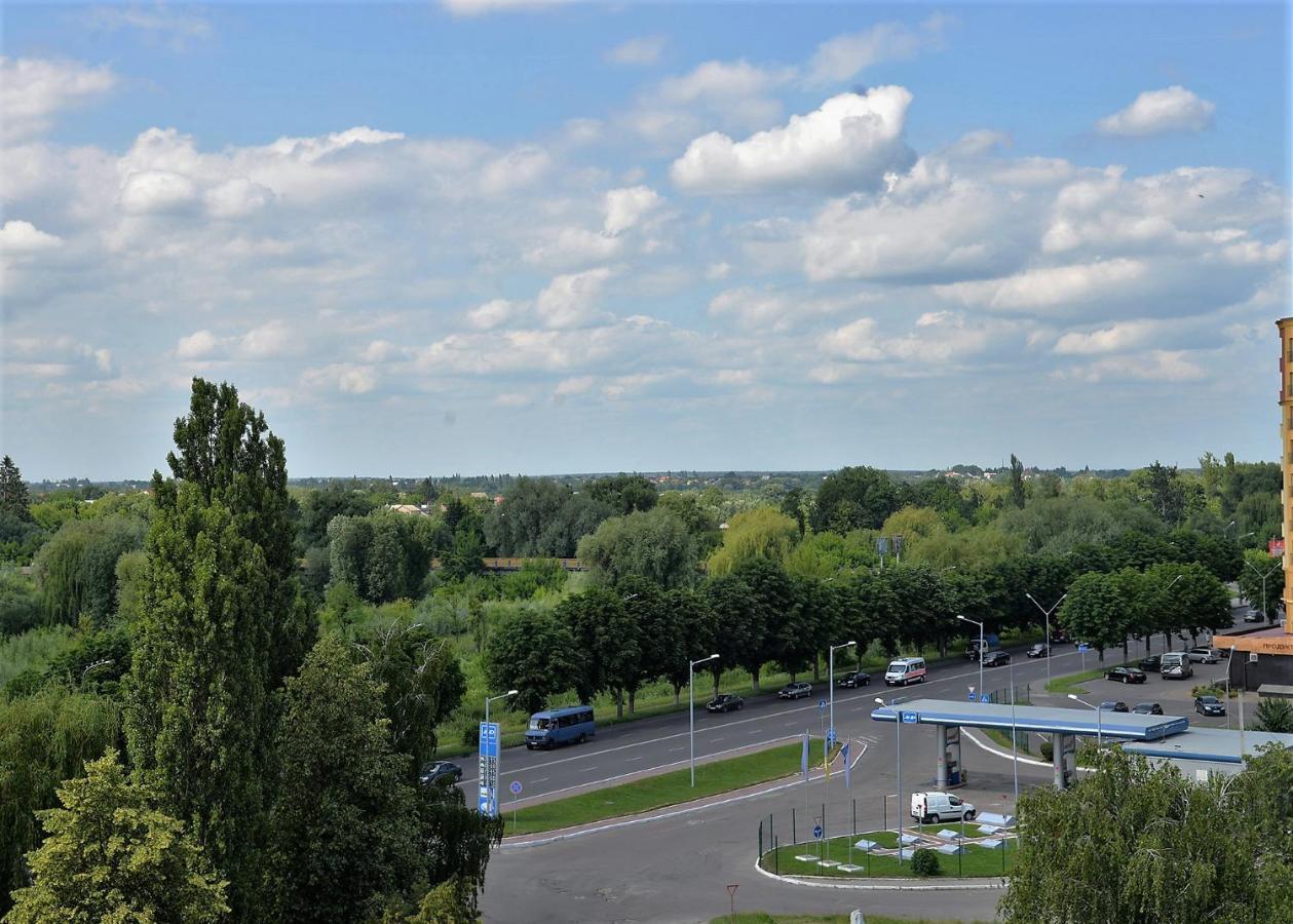 Луцьк Готель Світязь Łuck Zewnętrze zdjęcie